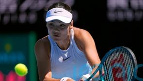 Emma Raducanu&rsquo;s losing run continues in Abu Dhabi