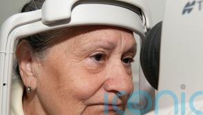 AI can use eye scans to predict kidney risk – study
