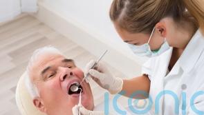 4 common dental issues facing seniors and how to handle them