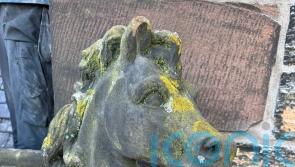 Unicorn sculptures on Royal Mile to have missing horns restored