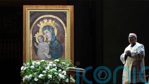 Pope no longer needing mechanical ventilation after respiratory crises