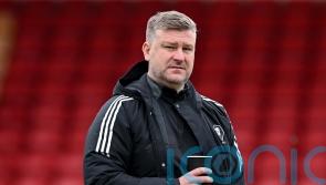 Karl Robinson wants big push from Salford in bid for play-off spot