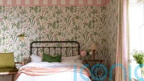 9 ways to style spring florals and fancify your scheme