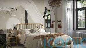 How to refresh a neglected bedroom and make it blissful