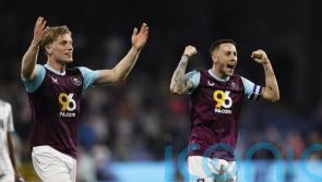 Burnley edge out Norwich to return to top of Championship