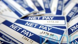 UK wages grow by 5.9% as job vacancies tumble