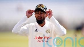 Haseeb Hameed carries his bat as Nottinghamshire dominate Warwickshire
