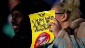 Sheffield Wednesday and Portsmouth share spoils amid fan protests