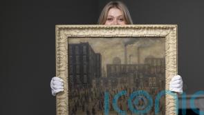 LS Lowry painting originally bought for £10 expected to fetch up to £1 million