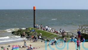 Man dies after entering sea to help children near Skegness