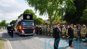 Hundreds line streets to pay tribute to firefighter Jennie Logan