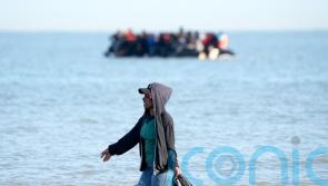 Tear gas deployed against migrants in Calais