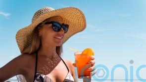 5 ways the mix of sun and alcohol can impact your health