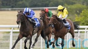 Al Aasy defends Glorious Stakes title in style