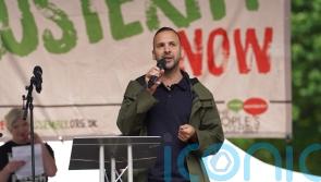 Greens begin voting in leadership battle between ‘eco-populist’ and ‘proven’ MPs