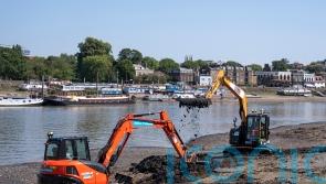 Footage shows diggers removing ‘disgusting’ island of wet wipes from Thames