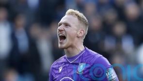 Rotherham sneak through on penalties at Salford