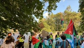 JD Vance greeted by Palestine protesters as he begins holiday in Scotland