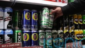 Scots more likely to cut back on alcohol if friends do, survey finds