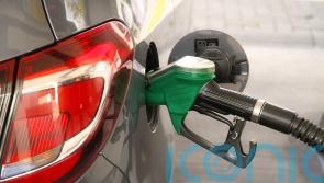 UK motorists plan to keep their petrol and diesel cars for next nine years on average – research