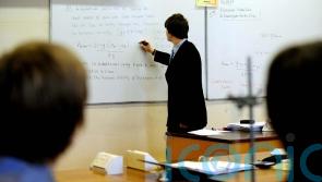 700,000 GCSE pupils without a specialist physics teacher, report suggests