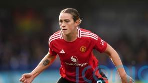 Grace Clinton moves to Manchester City on four-year deal