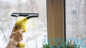 How to treat window condensation with the switch in seasons