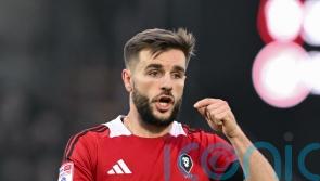 Salford squander last-gasp penalty as Bristol Rovers hold on for victory