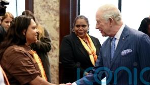 Aboriginal Australians perform for King at 40th anniversary of Uluru Handback