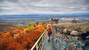 Women walking 4,000 steps once or twice a week ‘cuts risk of early death by 26%’