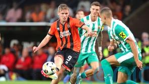 Dundee United come from behind to beat 10-man St Mirren