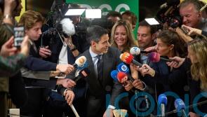 Far-right populists and centrist party set for unprecedented tie in election