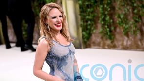 Kylie to release special 10th anniversary Christmas album