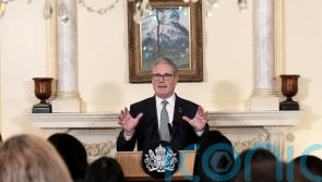 Starmer investigates briefing war as pressure on chief of staff grows