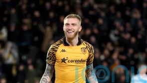 Oli McBurnie on target again as Hull beat 10-man West Brom