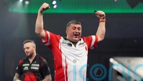 Joe Cullen accuses Mensur Suljovic of &lsquo;cheating&rsquo; during their second-round clash