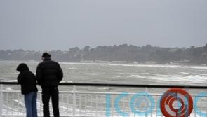 Wind and cold weather warnings to come into force on Christmas Day