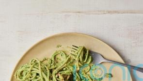How to make Jeffrey Boadi&rsquo;s spinach and pistachio spaghetti