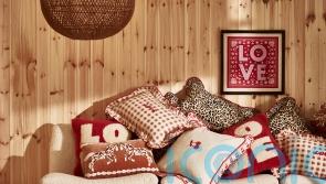 9 whimsical ways to add an air romance into your home