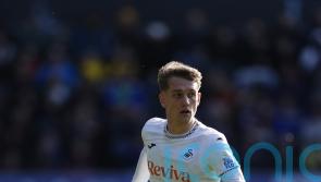 Swansea pile pressure on Portsmouth