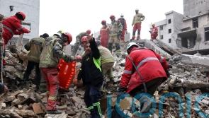 US orders 2,500 marines and assault ship to Middle East