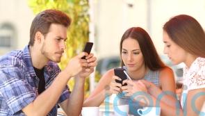 5 reasons why social media and doomscrolling are so addictive &ndash; and how to combat this