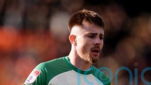 Swindon earn last-gasp draw at Cambridge