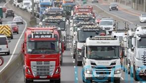Lorries and tractors converge in Dublin to protest against fuel prices