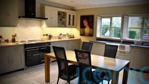 How to repair floor tiles like a pro