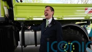 Rachel Reeves &lsquo;betraying&rsquo; drivers by not halving VAT on fuel &ndash; Robert Jenrick