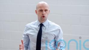 Starmer should &lsquo;do the right thing&rsquo; and quit over Mandelson row, says Flynn