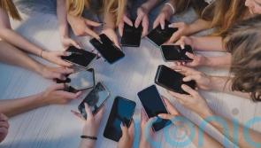 &lsquo;Big four&rsquo; mobile firms outperformed by smaller rivals in annual survey