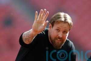 Gateshead move clear of relegation zone with victory over 10-man Scunthorpe