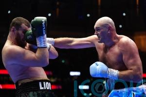Tyson Fury wins comeback fight against Arslanbek Makhmudov by unanimous decision